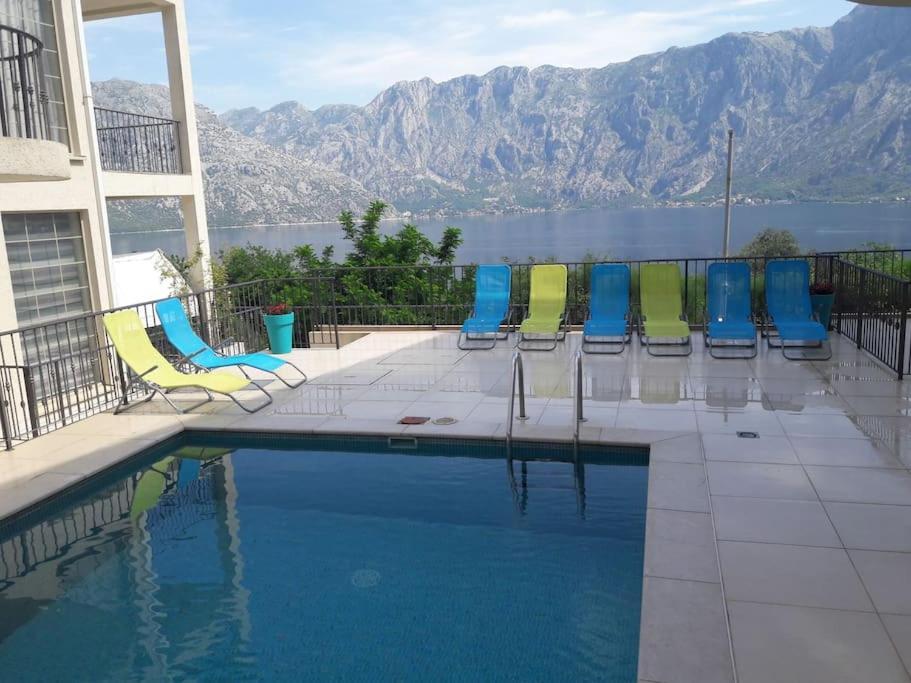2Br Apartment With Pool Kotor Exteriér fotografie