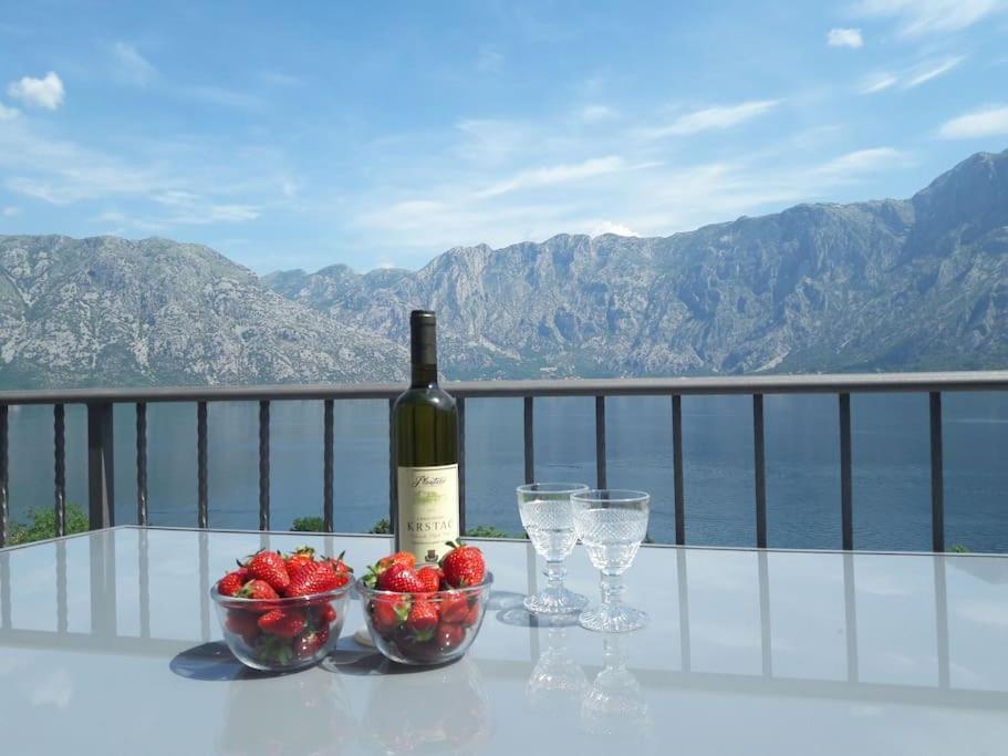 2Br Apartment With Pool Kotor Exteriér fotografie